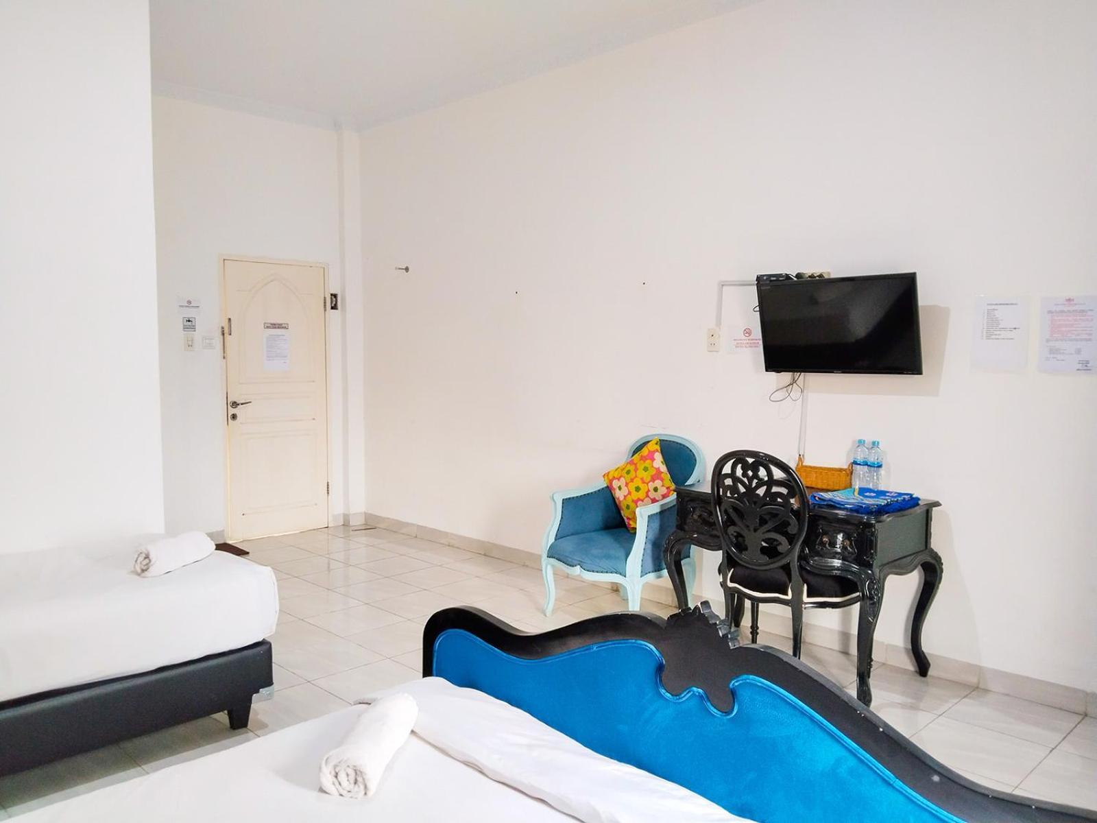 Hotel Grand Shaqilla Syariah Deli Tua Exteriér fotografie