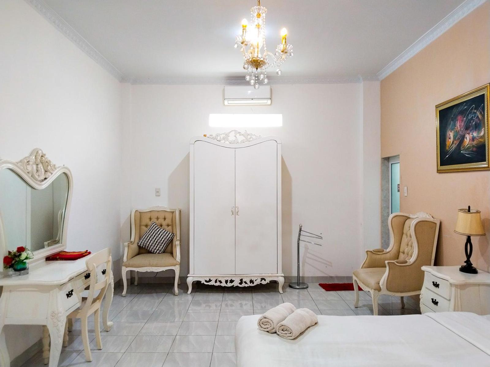 Hotel Grand Shaqilla Syariah Deli Tua Exteriér fotografie