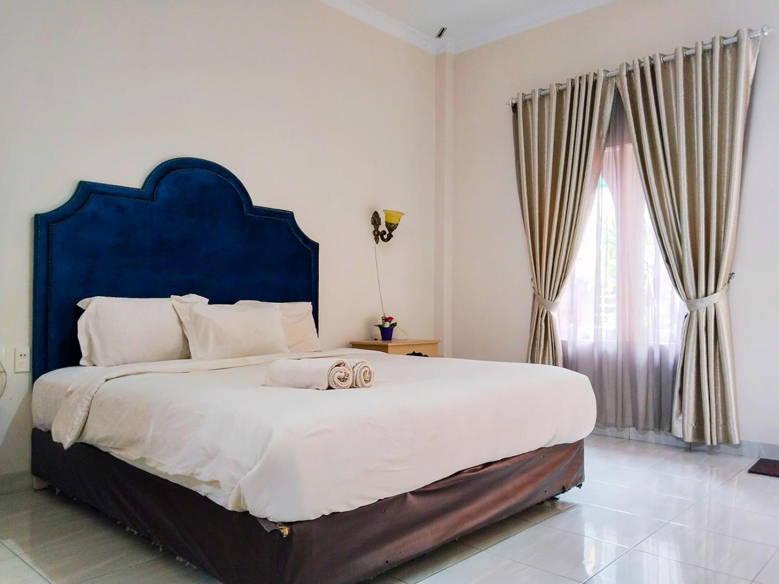 Hotel Grand Shaqilla Syariah Deli Tua Exteriér fotografie