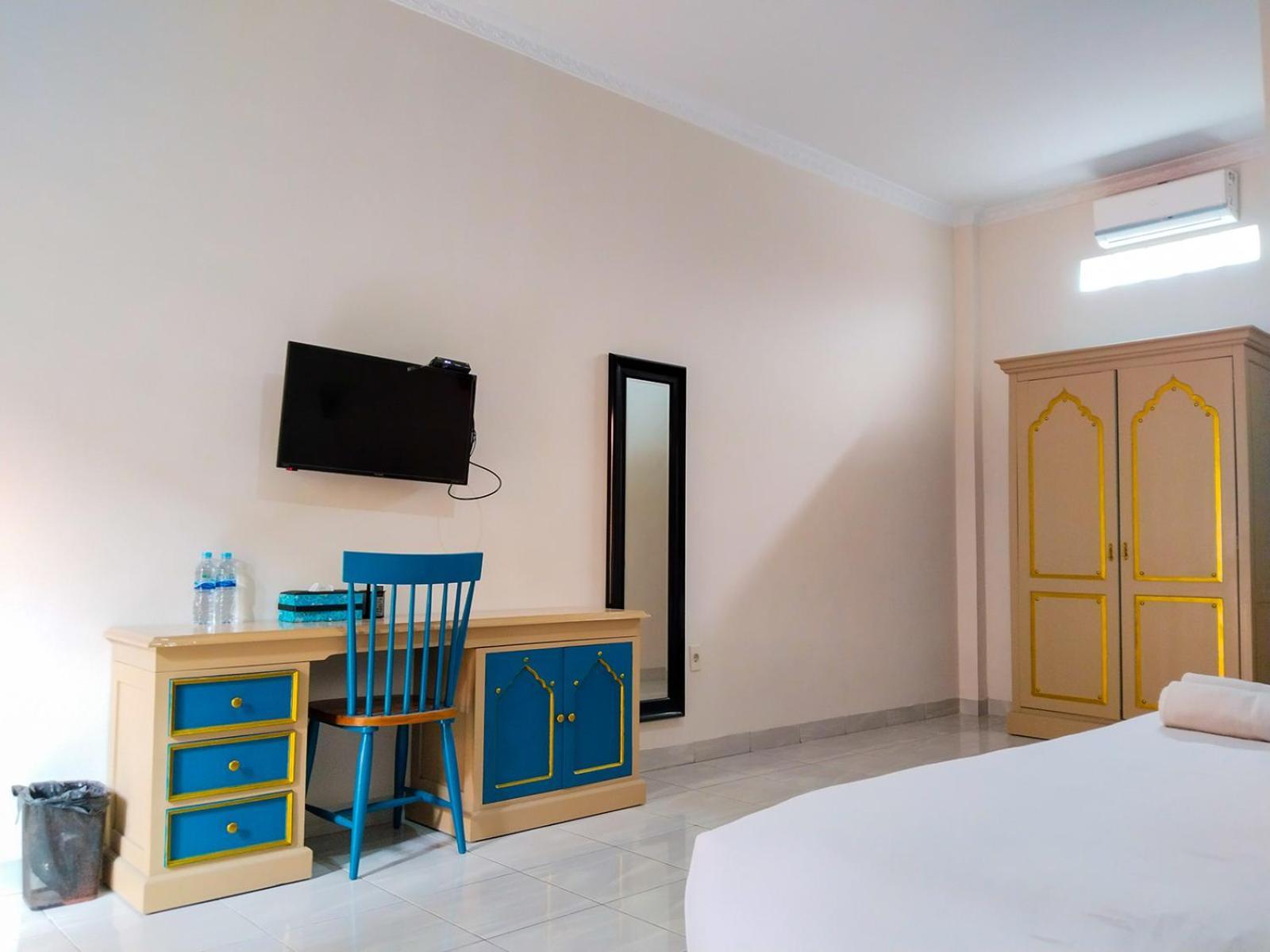 Hotel Grand Shaqilla Syariah Deli Tua Exteriér fotografie