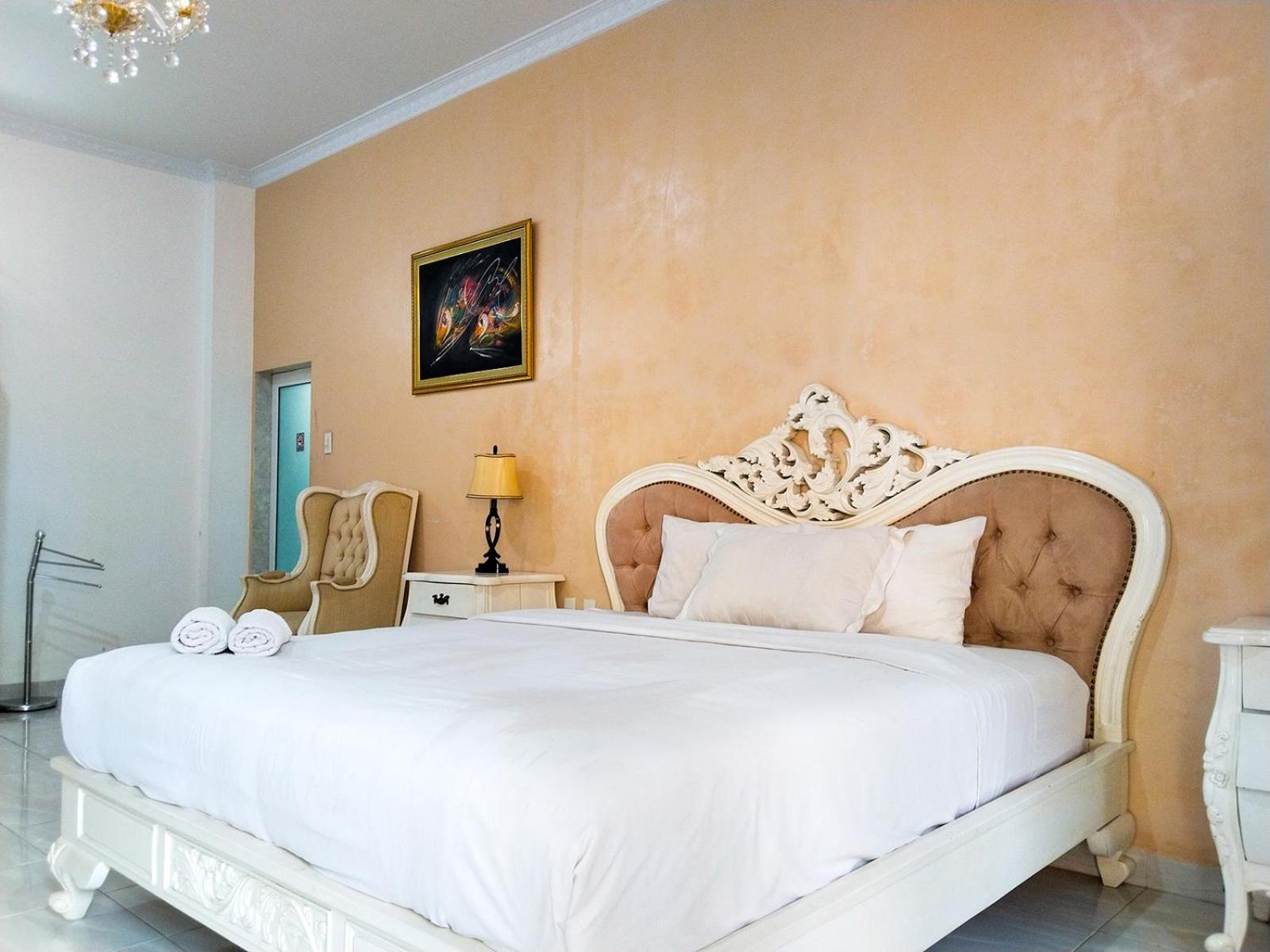 Hotel Grand Shaqilla Syariah Deli Tua Exteriér fotografie
