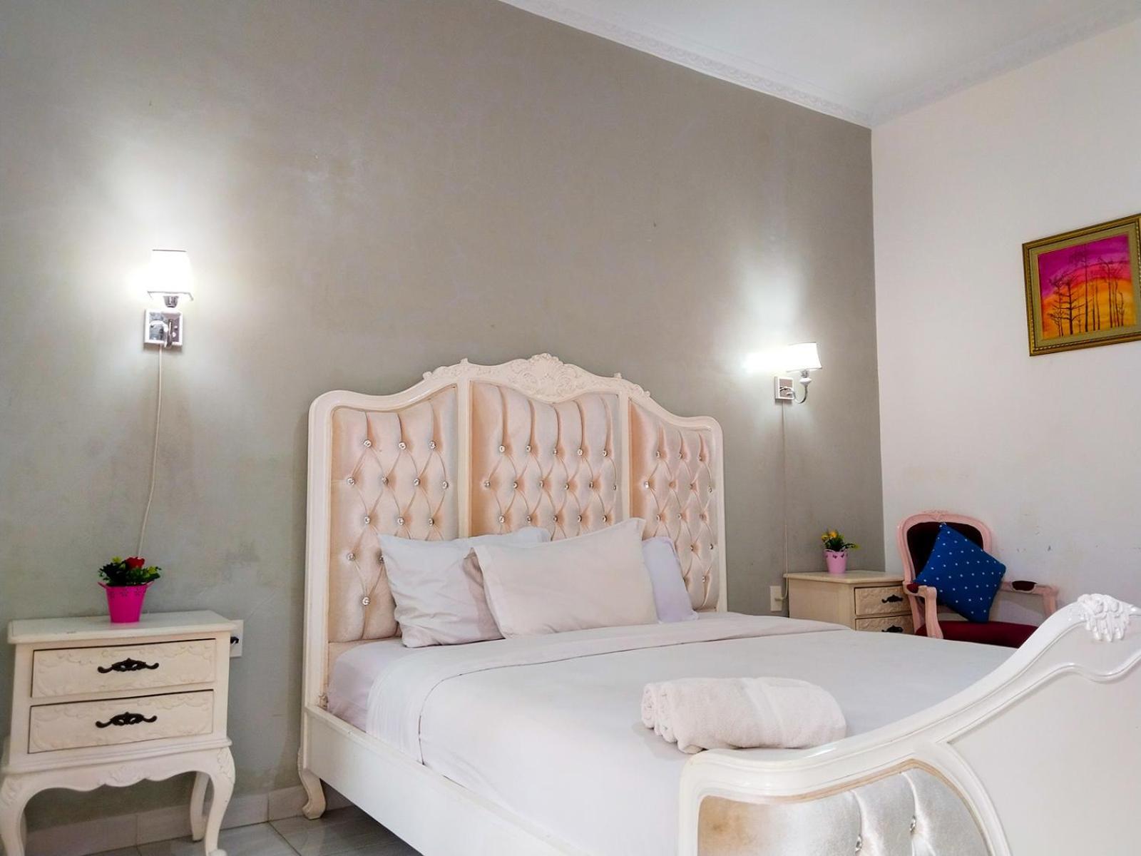 Hotel Grand Shaqilla Syariah Deli Tua Exteriér fotografie