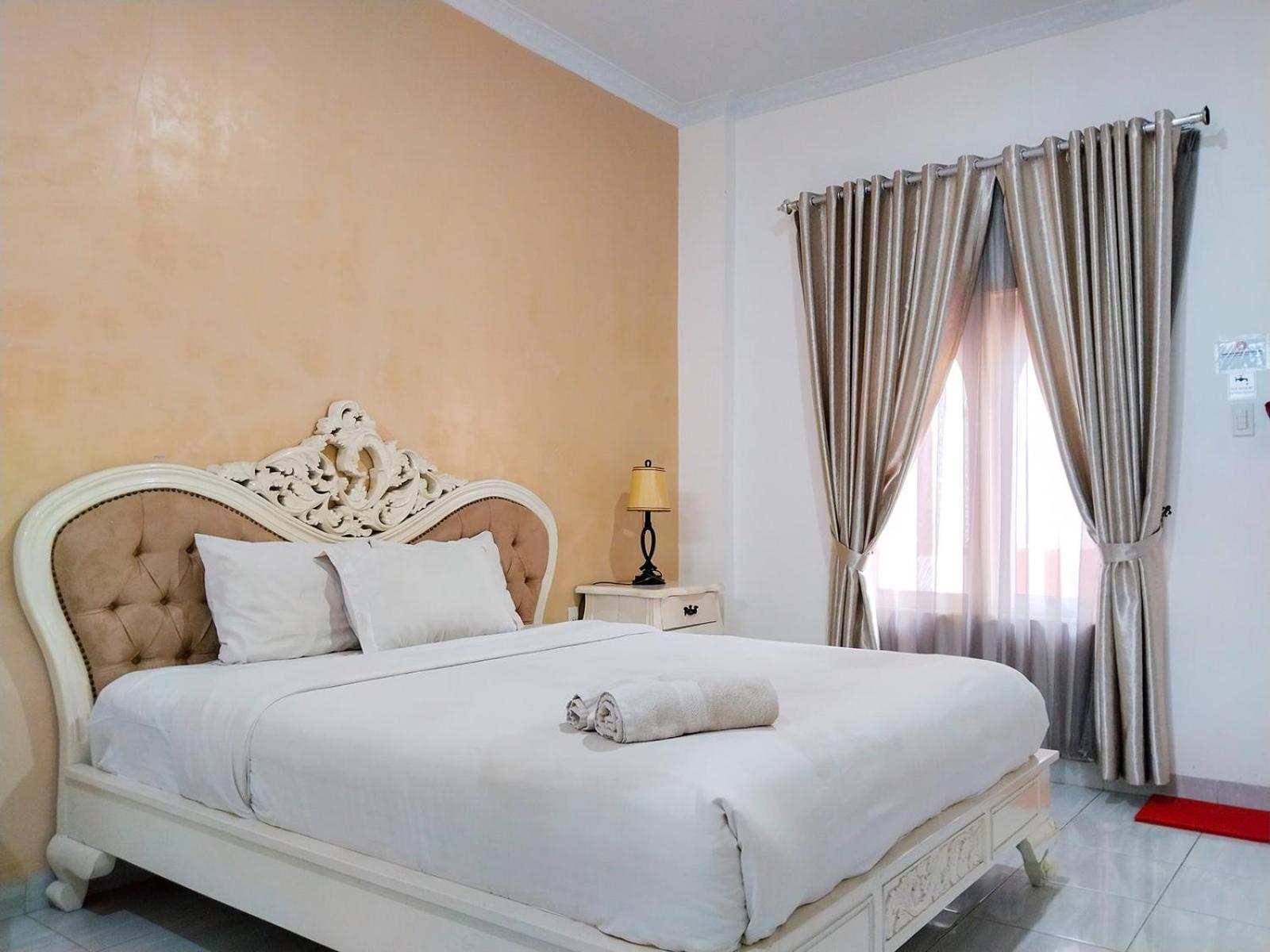 Hotel Grand Shaqilla Syariah Deli Tua Exteriér fotografie