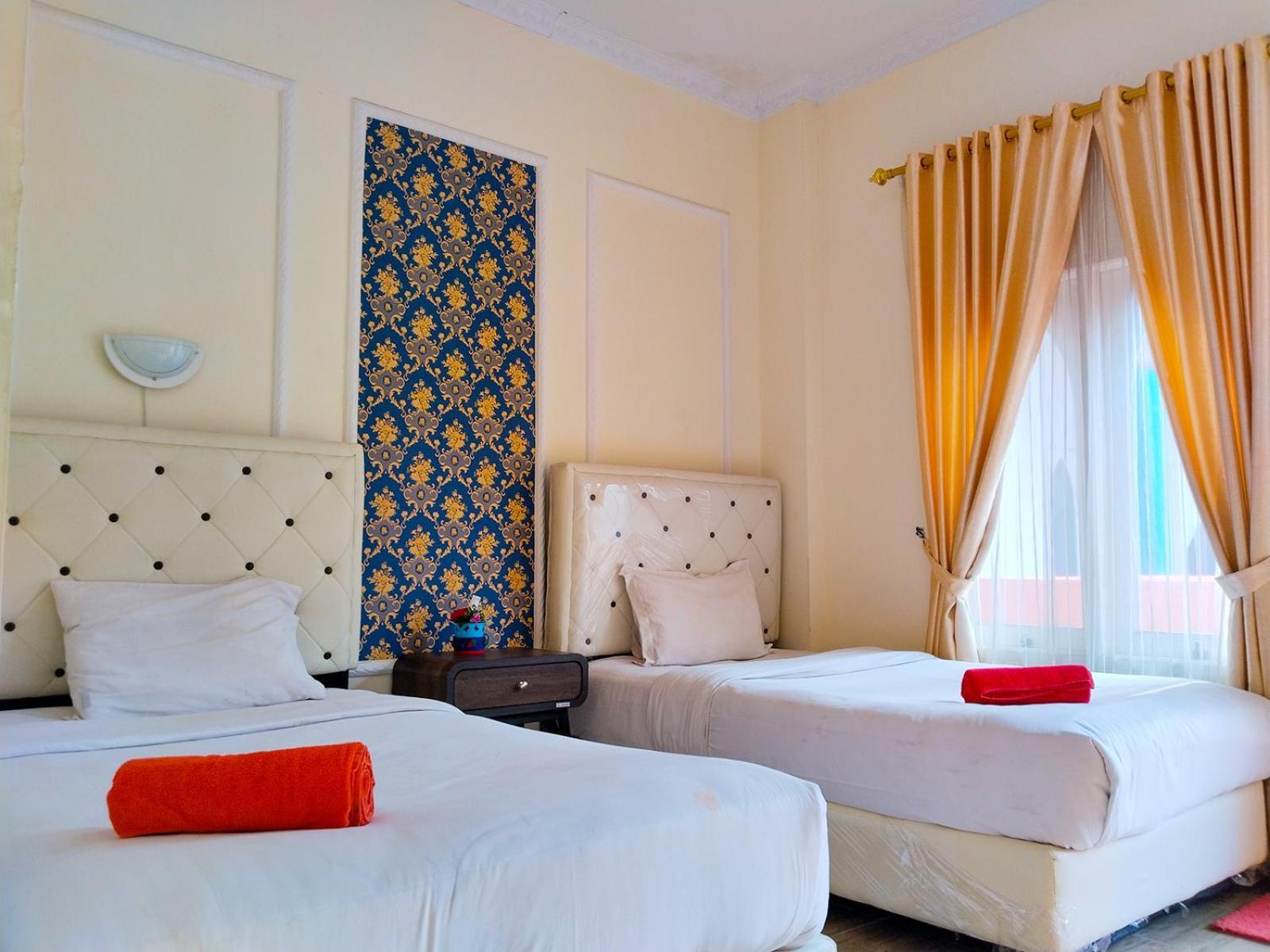 Hotel Grand Shaqilla Syariah Deli Tua Exteriér fotografie